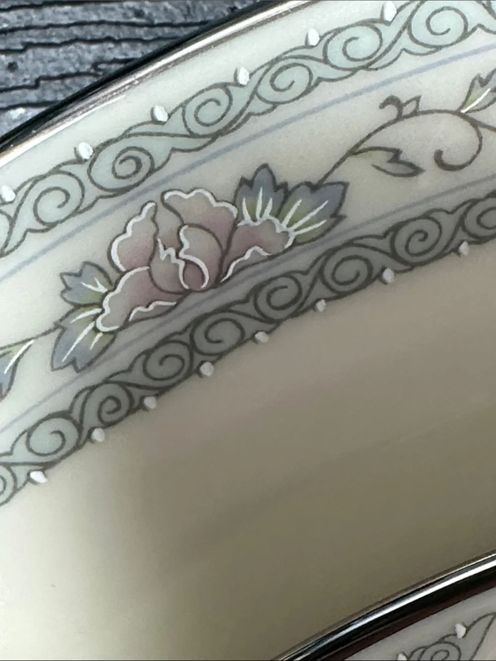 Lenox  Charleston Two Tier Cream and Pink, Silver Rimmed. Floral Serving Stand